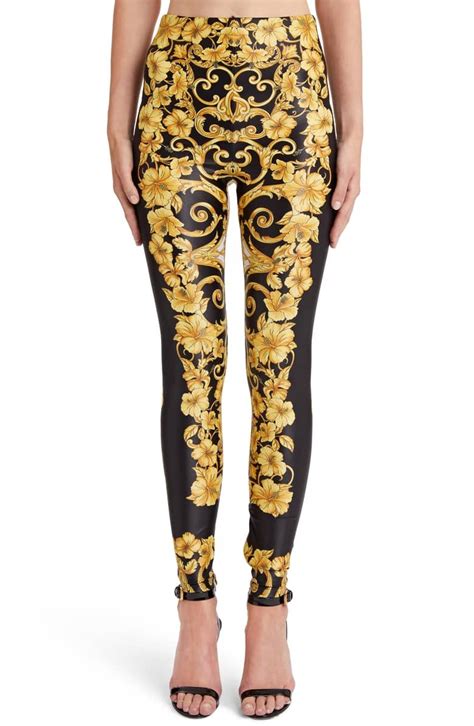 versace leggings outfit.